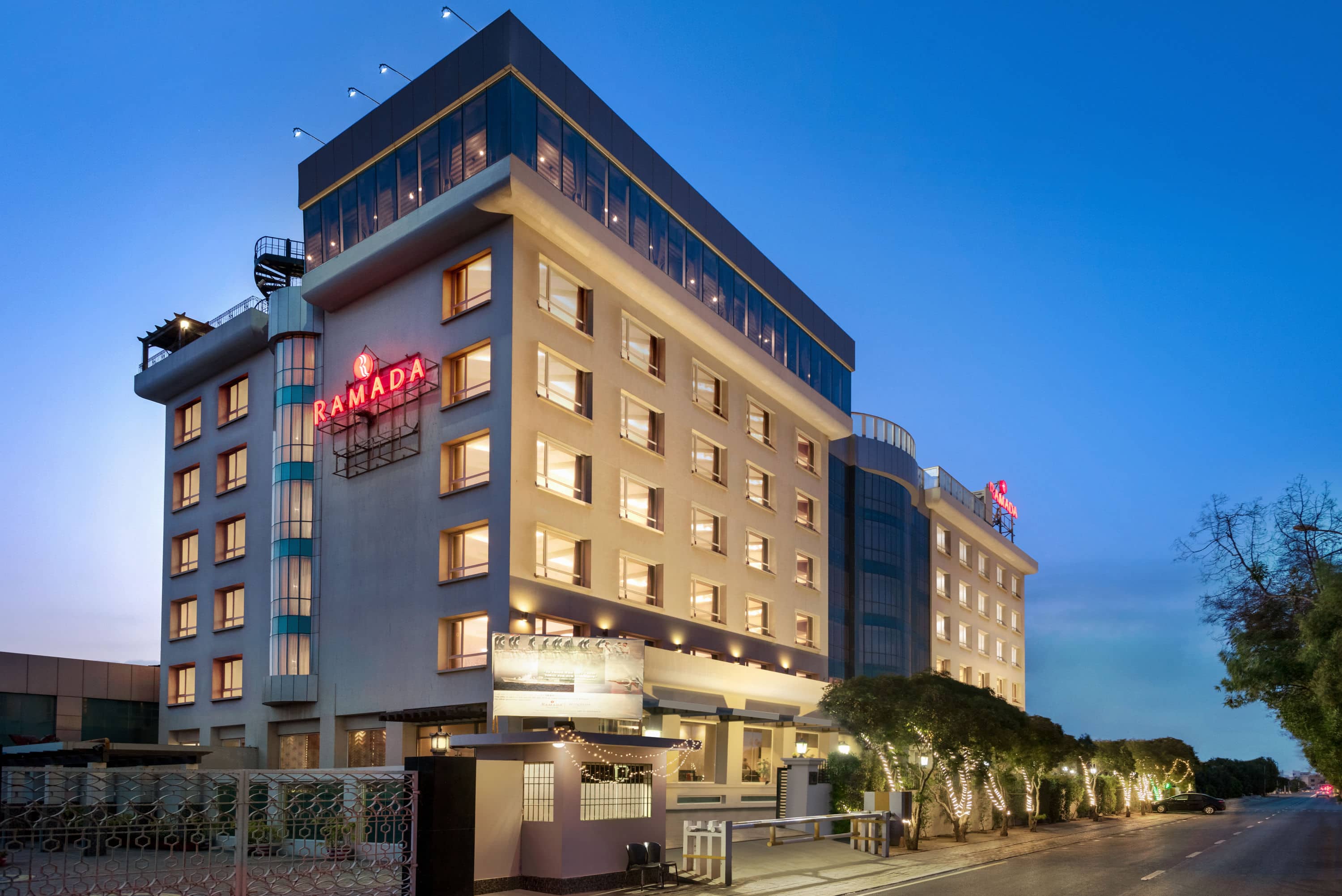 Ramada Creek DHA - Premium Karachi Escorts Just Karachi Girls